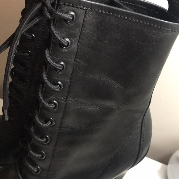 Lust for Life Black Stiletto Booties Sz 8.5 - Picture 7 of 12